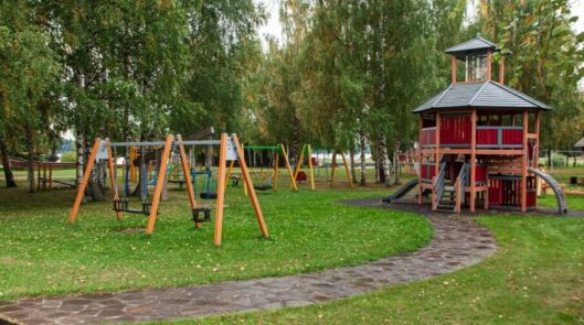 Детская площадка